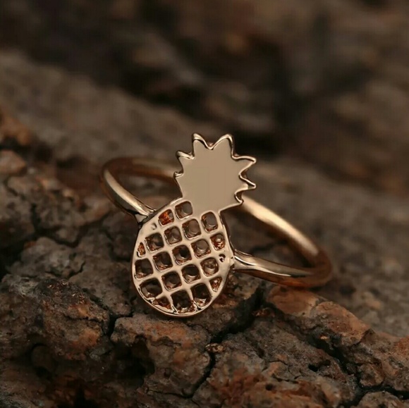 Jewelry - Retired listing